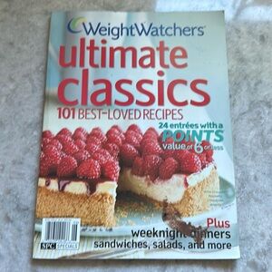 WEIGHT WATCHERS ULTIMATE CLASSIC PAPERBACK COOKBOOK